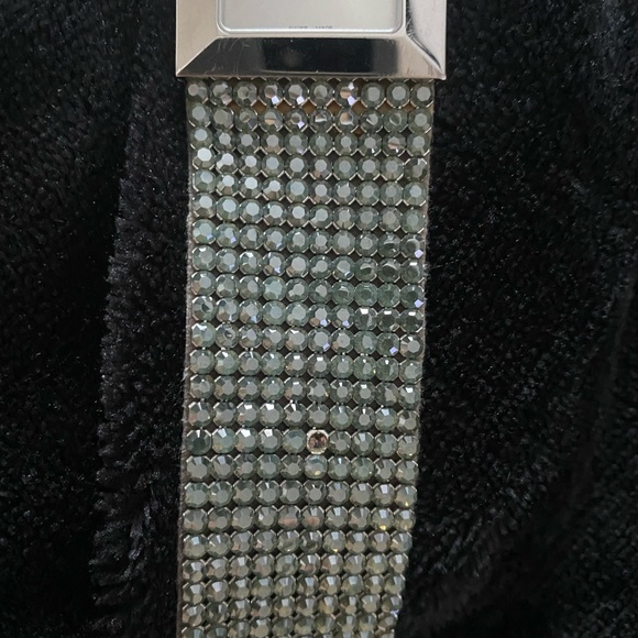 Swarovski watch green crystals and magnetic bracelets - Picture 8 of 8
